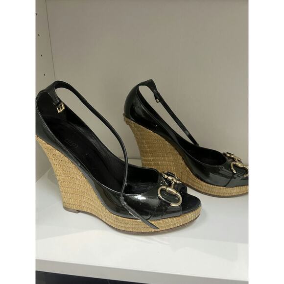Gucci Horsebit Wedge Sandals in Black Patent Leather - Size 38.5 - Picture 5 of 5